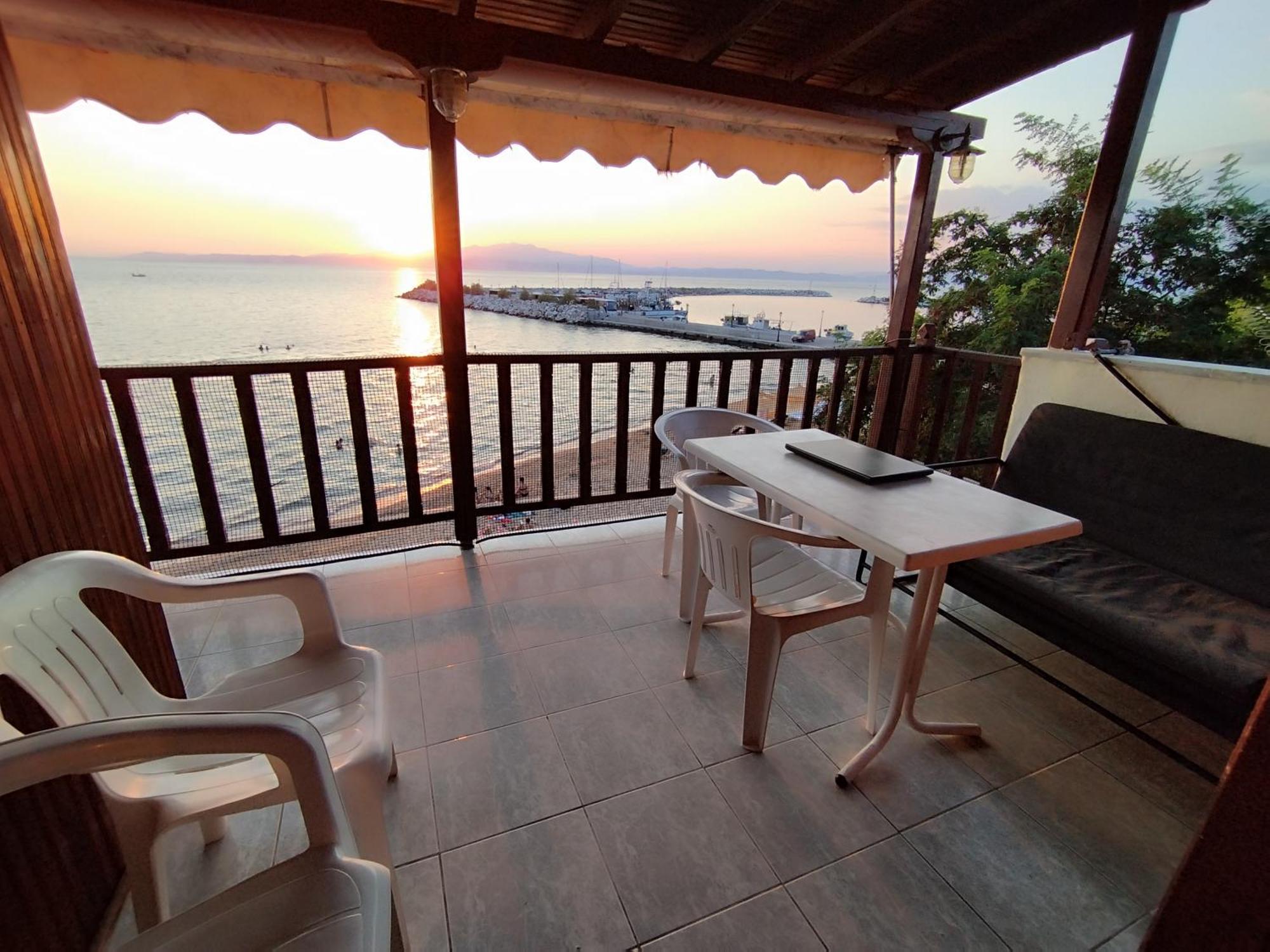 Beachfront Apartment Thassos Skala Kallirakhis Exterior photo