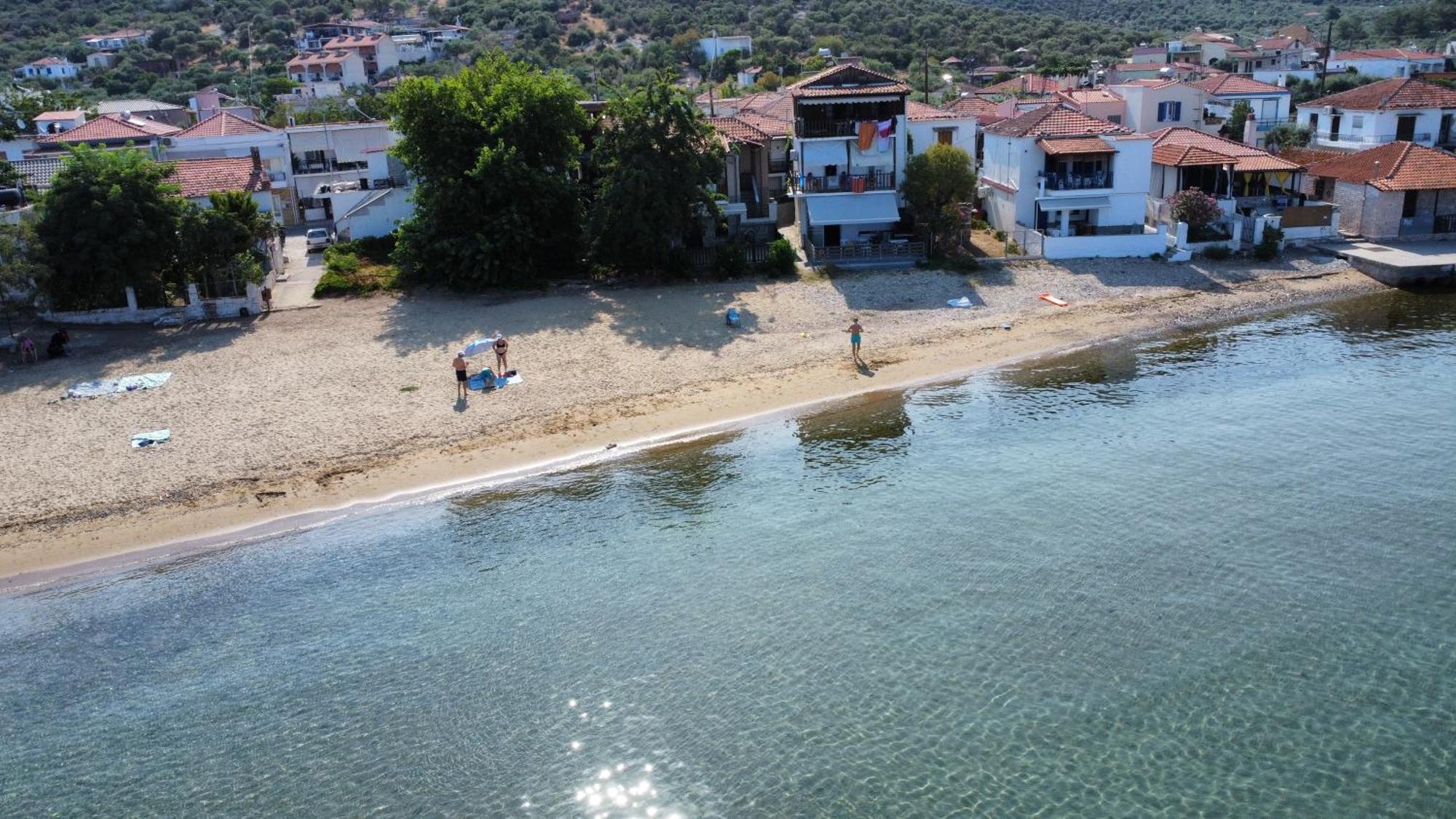 Beachfront Apartment Thassos Skala Kallirakhis Exterior photo